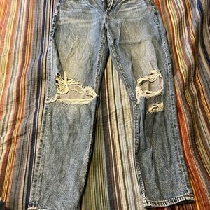 American Eagle mom jeans